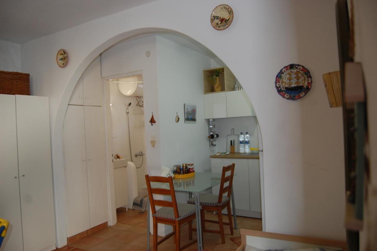 Cosy Studio In Allopronoia Sikinos Alopronia Exteriör bild